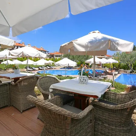 Kassandra Village Pefkochori