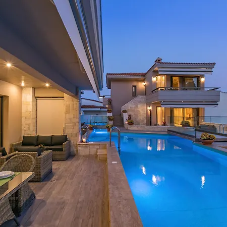 Kassandra Village Apartment *
