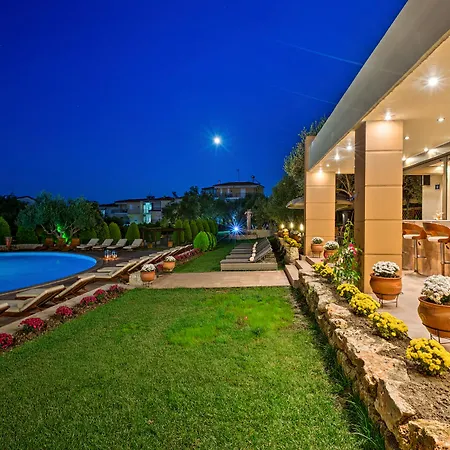 Apartment Kassandra Village